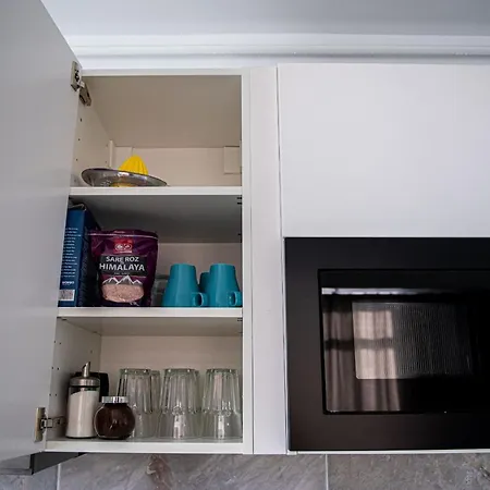 Katrina - Alezzi - Sea View Apartment *